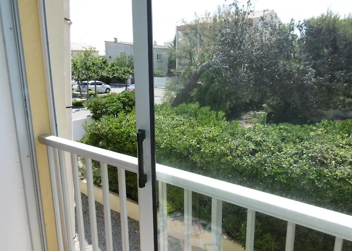 T2 Lumineux 40m2, 4 Personnes, 150m De La Plage, Bien Equipe Et Proche Loisirs - Fr-1-797-18