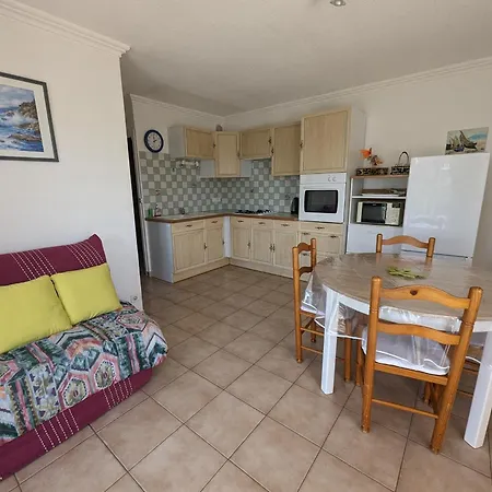 T2 Lumineux 40m2, 4 Personnes, 150m De La Plage, Bien Equipe Et Proche Loisirs - Fr-1-797-18 Lägenhet *