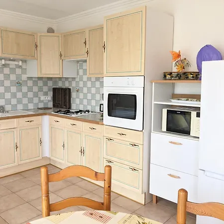 T2 Lumineux 40m2, 4 Personnes, 150m De La Plage, Bien Equipe Et Proche Loisirs - Fr-1-797-18 Port-la-Nouvelle