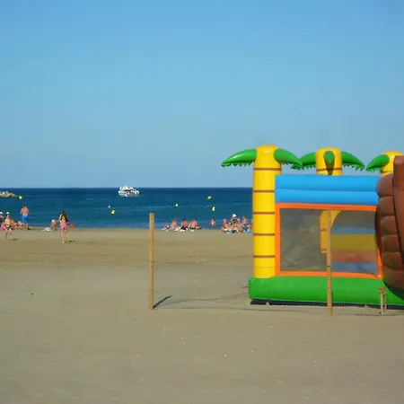 T2 Lumineux 40m2, 4 Personnes, 150m De La Plage, Bien Equipe Et Proche Loisirs - Fr-1-797-18 *
