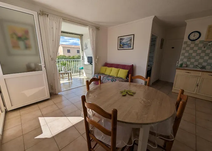 T2 Lumineux 40m2, 4 Personnes, 150m De La Plage, Bien Equipe Et Proche Loisirs - Fr-1-797-18 * Port-la-Nouvelle