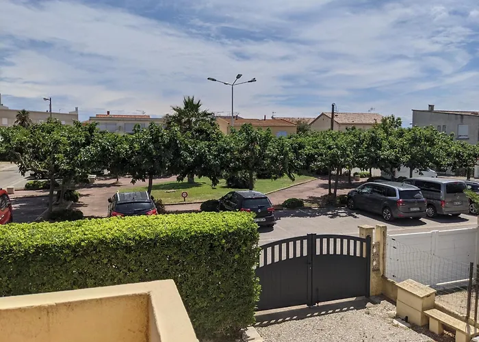 T2 Lumineux 40m2, 4 Personnes, 150m De La Plage, Bien Equipe Et Proche Loisirs - Fr-1-797-18